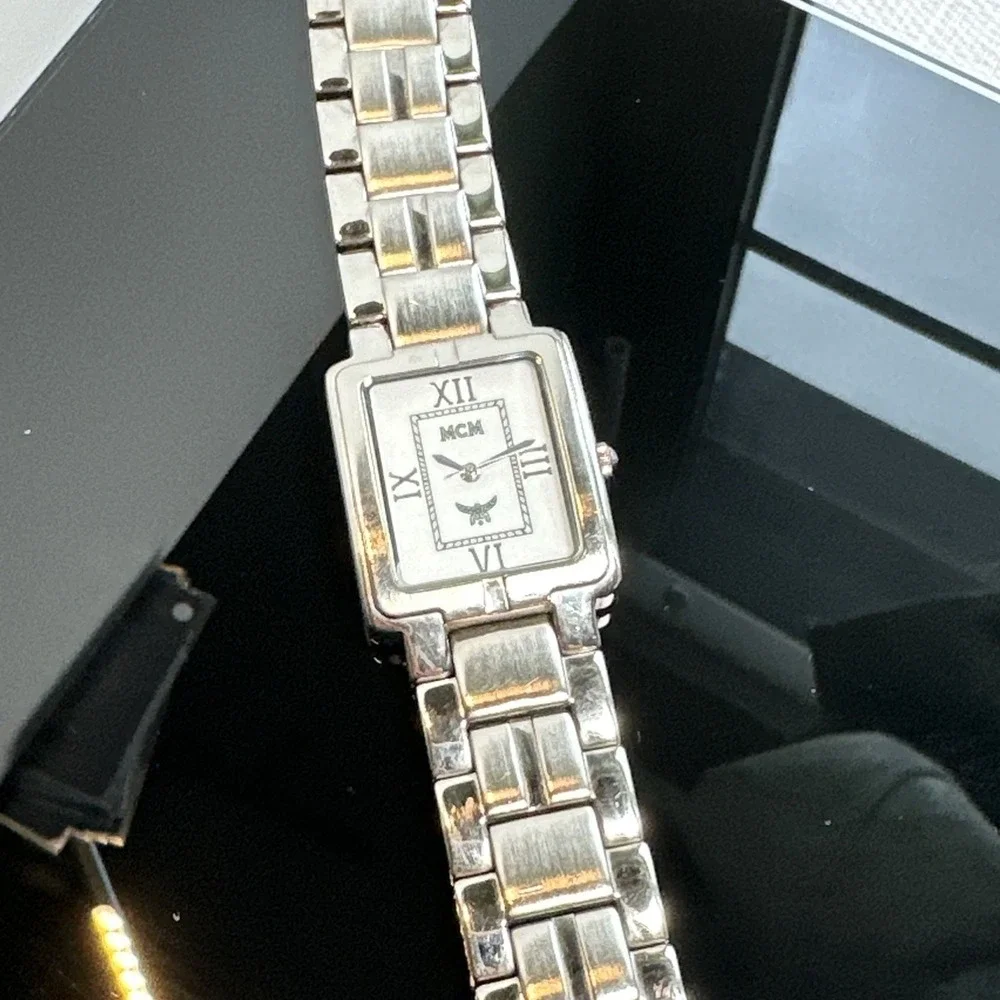MCM AM.LINE 6991‎ Women's Stainless Steel Quartz Watch Swiss Movement